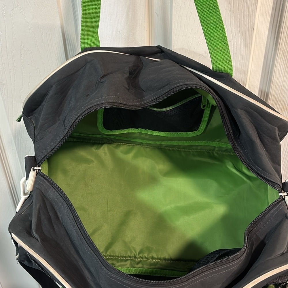 Rare adidas Squad 3-Stripe Duffel Bag Charcoal with Green Stripes - Picture 8 of 15